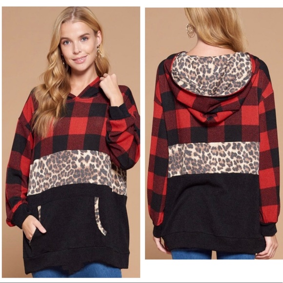 Sweaters - NEW! Buffalo Plaid Animal Print Hoodie!